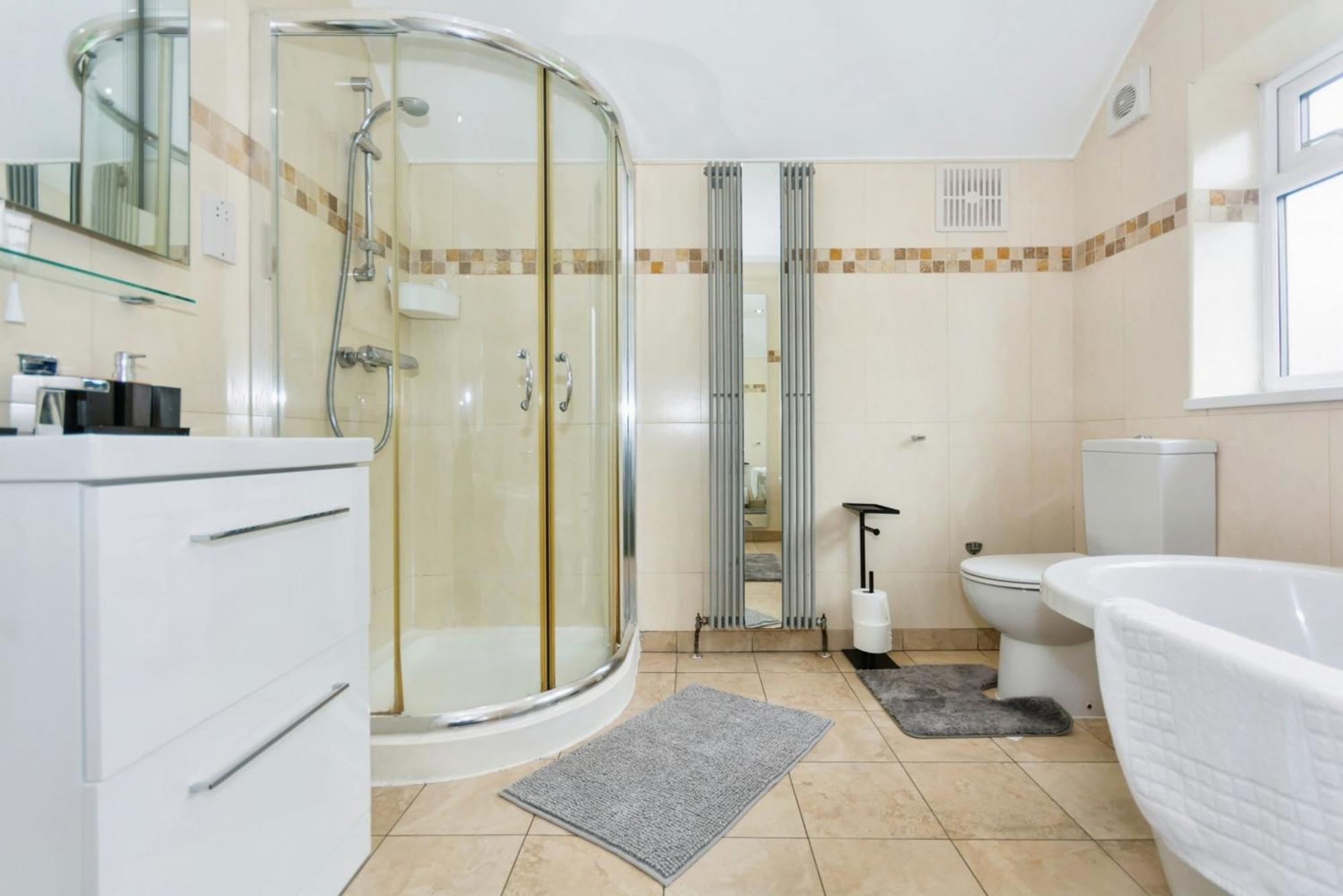 Modern 3 Bed Home - Solihull Centre Dış mekan fotoğraf