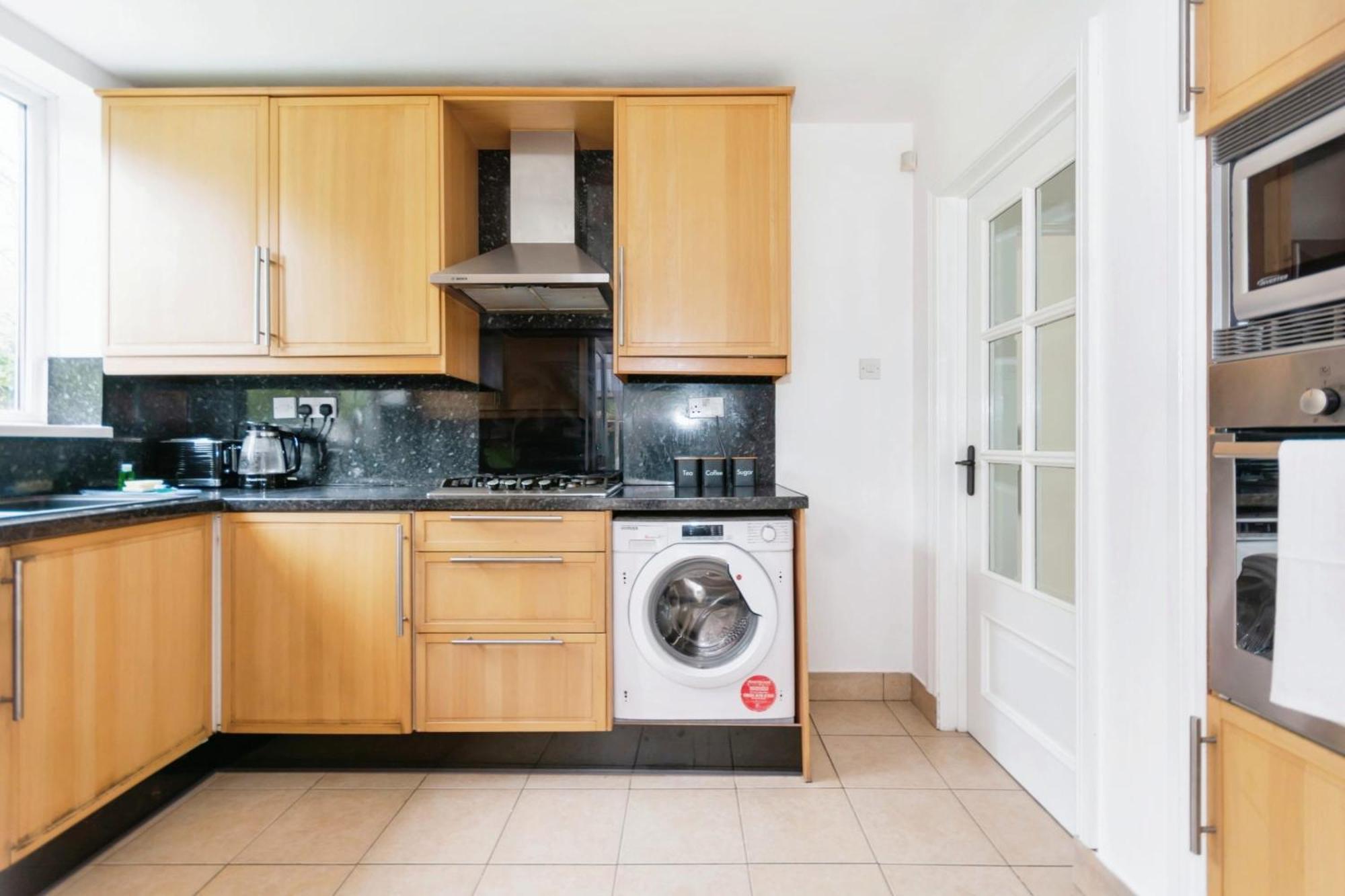 Modern 3 Bed Home - Solihull Centre Dış mekan fotoğraf
