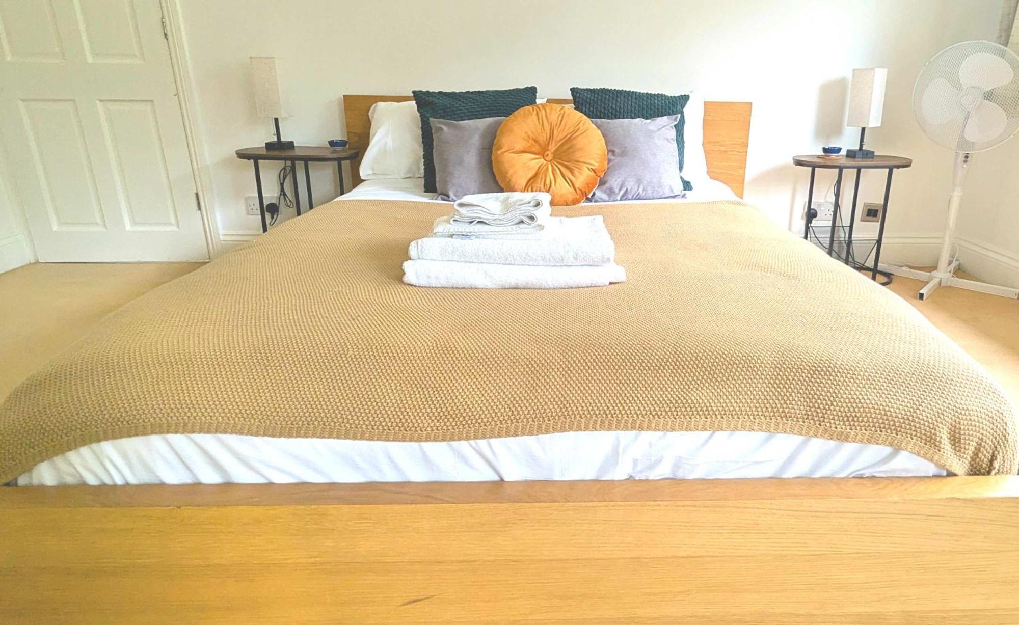 Modern 3 Bed Home - Solihull Centre Dış mekan fotoğraf
